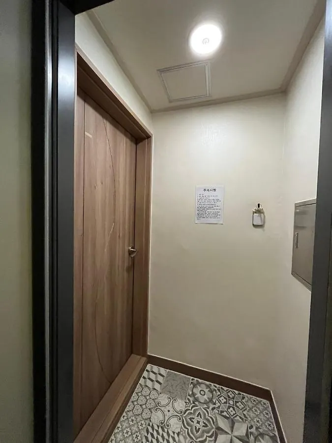 Ssangma Motel Busan